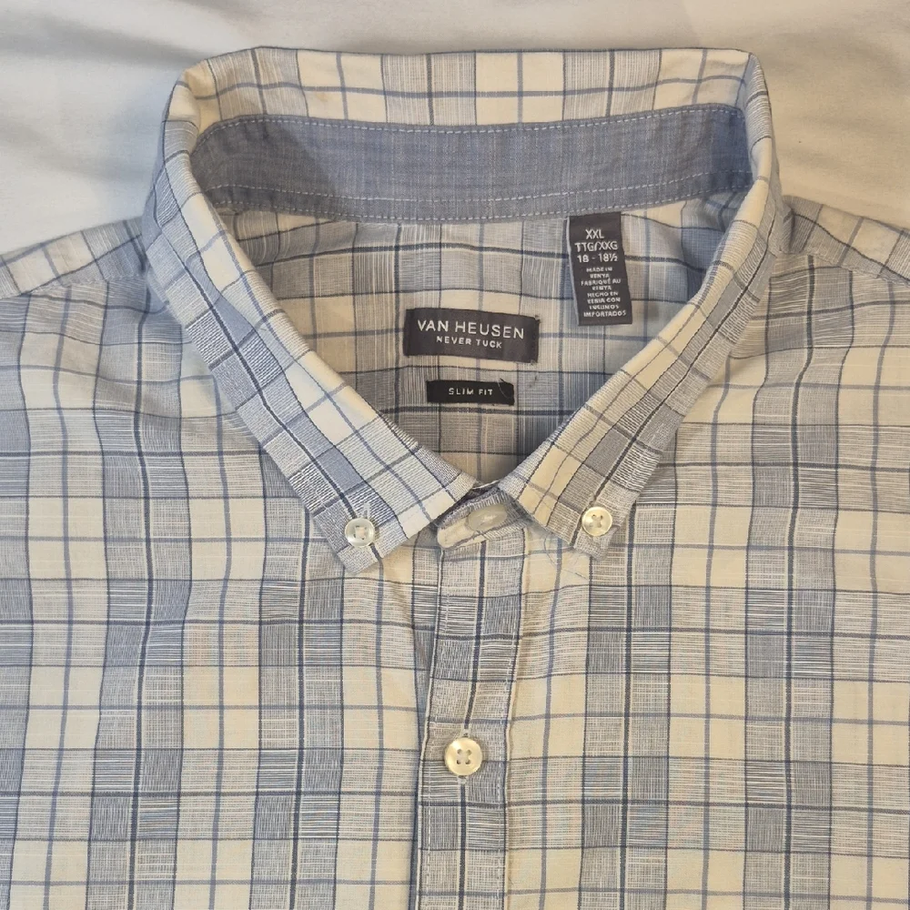 Van Heusen XXL Short Sleeve Blue and White Casual Button Down Shirt - Picture 1 of 13